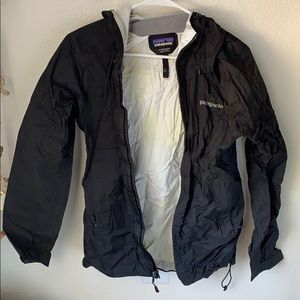 Women’s Patagonia Rain Jacket